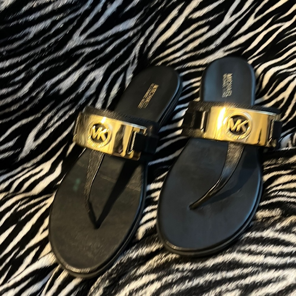 MK sandals